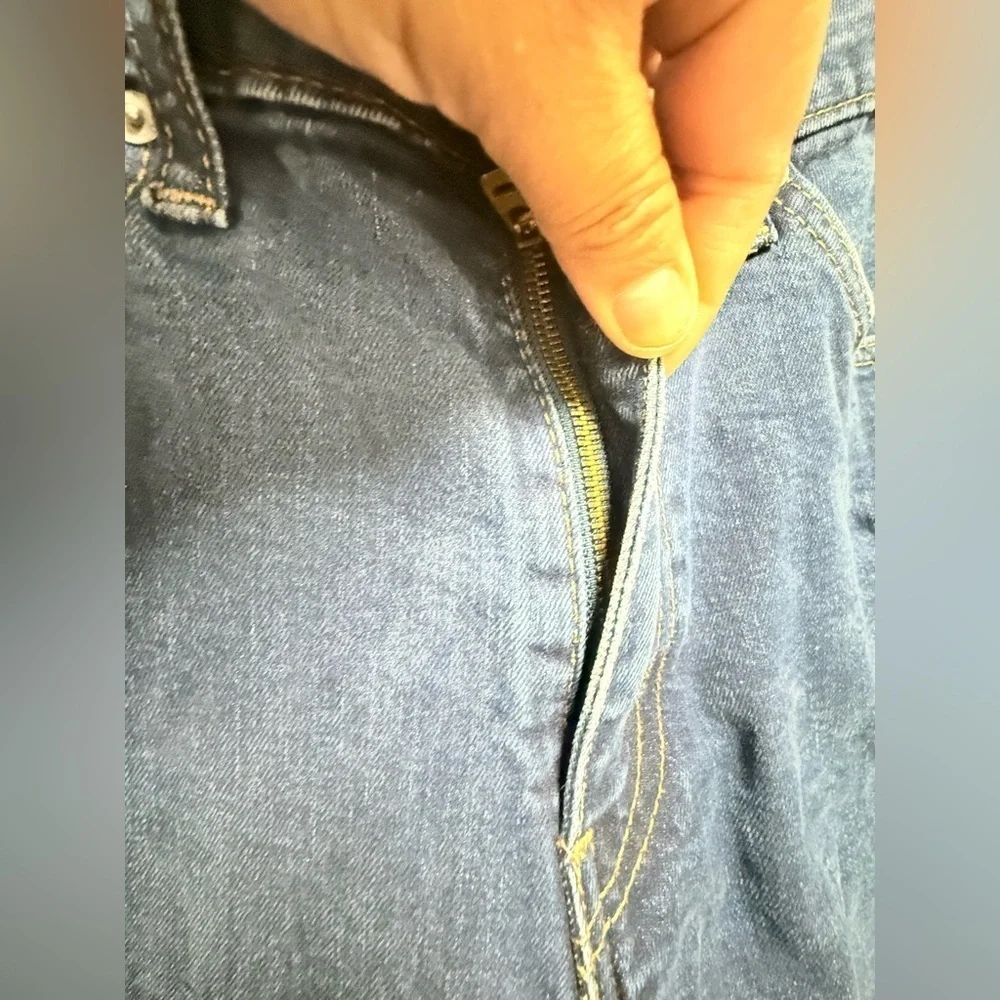 Levi's Dark Blue Slim Men's Jeans Size 36